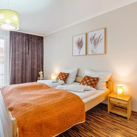 Aquarius, Sun & Snow Lägenhet