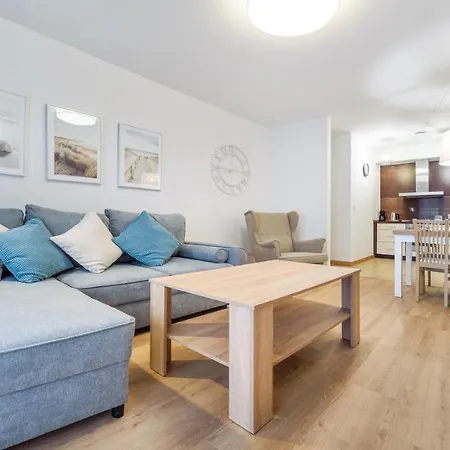 Aquarius, Sun & Snow アパート *