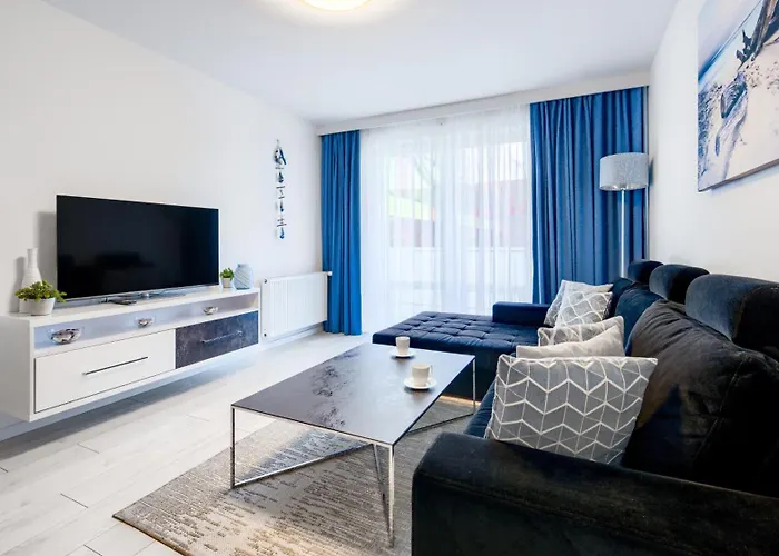 Aquarius, Sun & Snow コウォブジェク